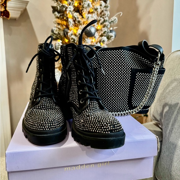 Madden Girl Boots Size 8 - Picture 3 of 11